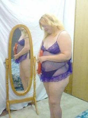 Texposing Renee TX Trailer Queen НУЖНО больше ее!