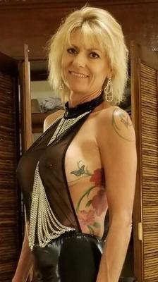 MILF et matures non nues