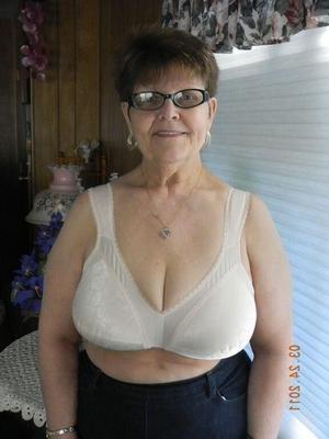 Mature Et Belle 146