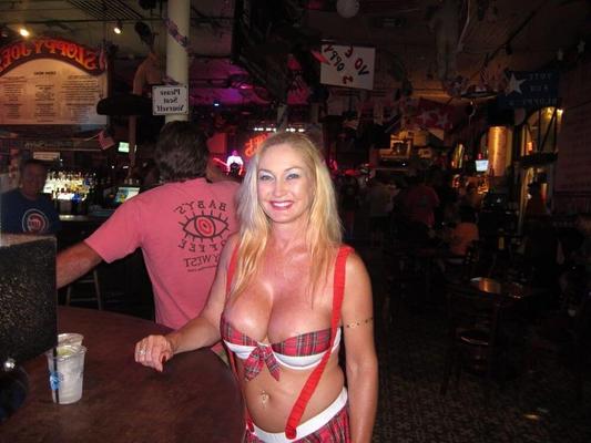 MILF SUR LE WEB