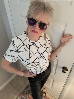 Grand-mère coquine