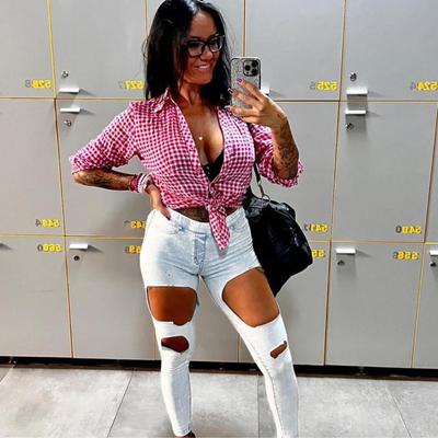 Izabella a nice MILF P.