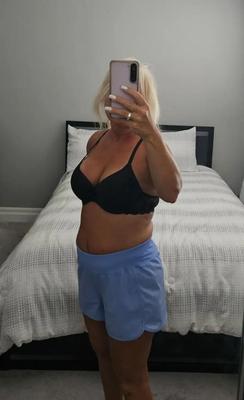 Vagata peituda sexy madura