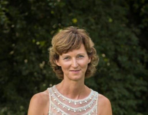 Silke du bist echt eine geile blas schlampe