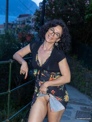 Nude maduro externo