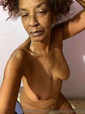 Sexy Jamacian Granny!