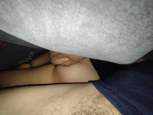honey you show us your pussy?