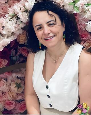 TURKISH MATURE LADY PICTURES 