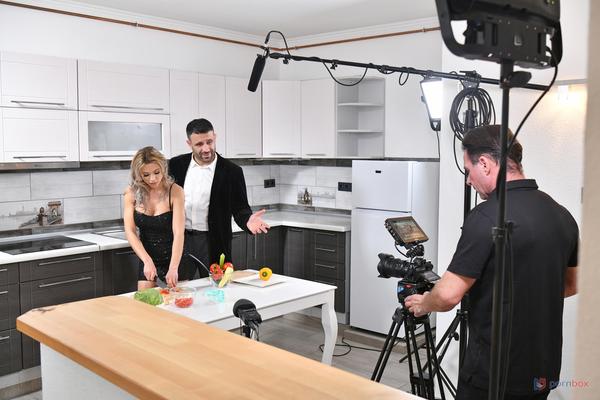 Shalina Devine Parte filmando para desfrutar de um trio DP