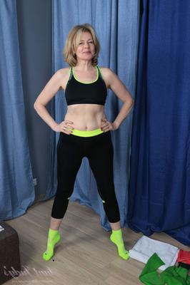AuntJudys Working Out with Diana