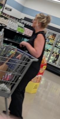 Shopping for milfs 