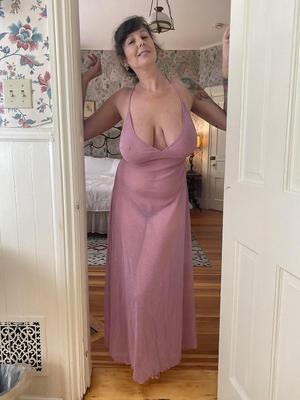 Juicy Mature Milf Babes
