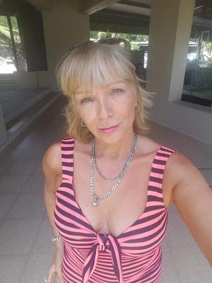 Andrea, meine liebe Mutter, she's still got it