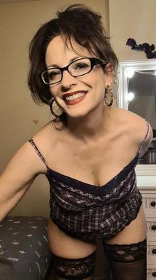 Senhorita Dawson Big Butt Pequenos peitos sexy Milf britânico com óculos m