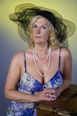 Non Nude Matures and Grannie 