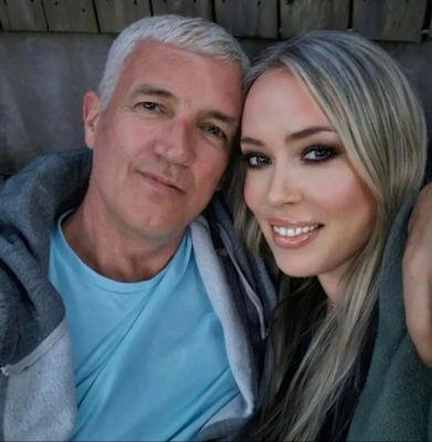 Joanne hot cunt ina relationship with her own Uncle so weird