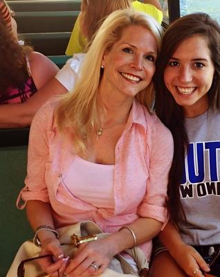MILFs I wish lived next door 