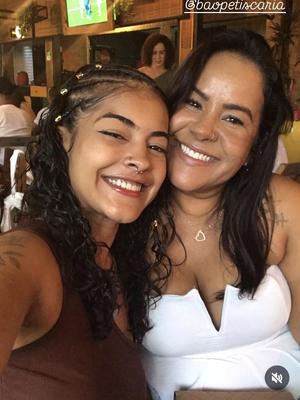 Ele Mostrou als Fotos da Mãe, Comentem.