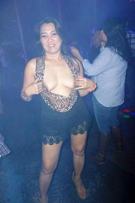 Milfs and mothers 