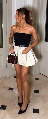 Her royal smugness SELF OBSESSED YR OLD Lisa cum her