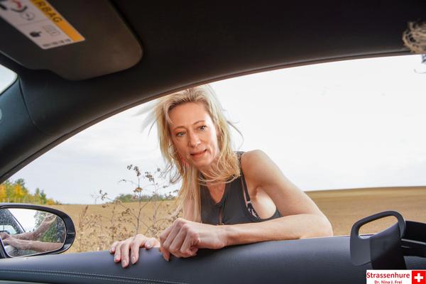 Pornosau Dr. NINA FREI
