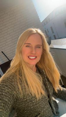 Hot german Teacher Milf want cumface