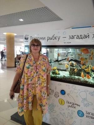 Зрелая русская Елена из Томска показала свои сиськи
