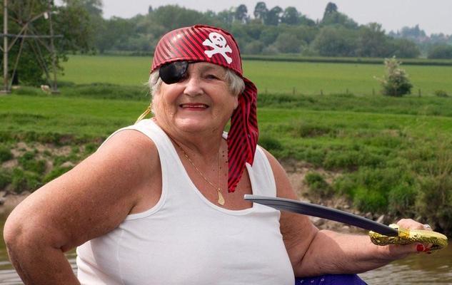 Mamie Grosse Truie Adore Le Carnaval