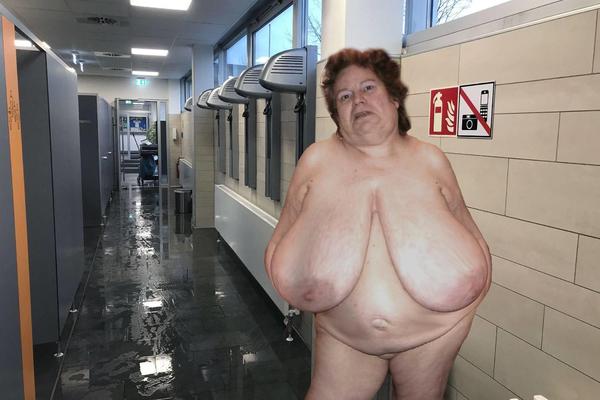 Bademeisterin Renate